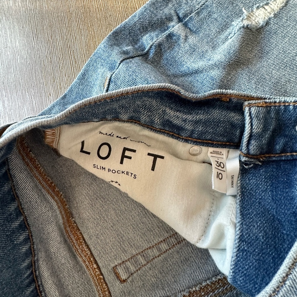 Ann Taylor LOFT women’s  Distressed slim pockets Blue Skinny Jeans 30/10 - Picture 2 of 5
